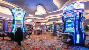 Wild77 Lobby Game live baccarat dealer cantik profesional kasino online Indonesia
